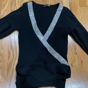 Fashion nova long sleeve sweater with wrap around straps
